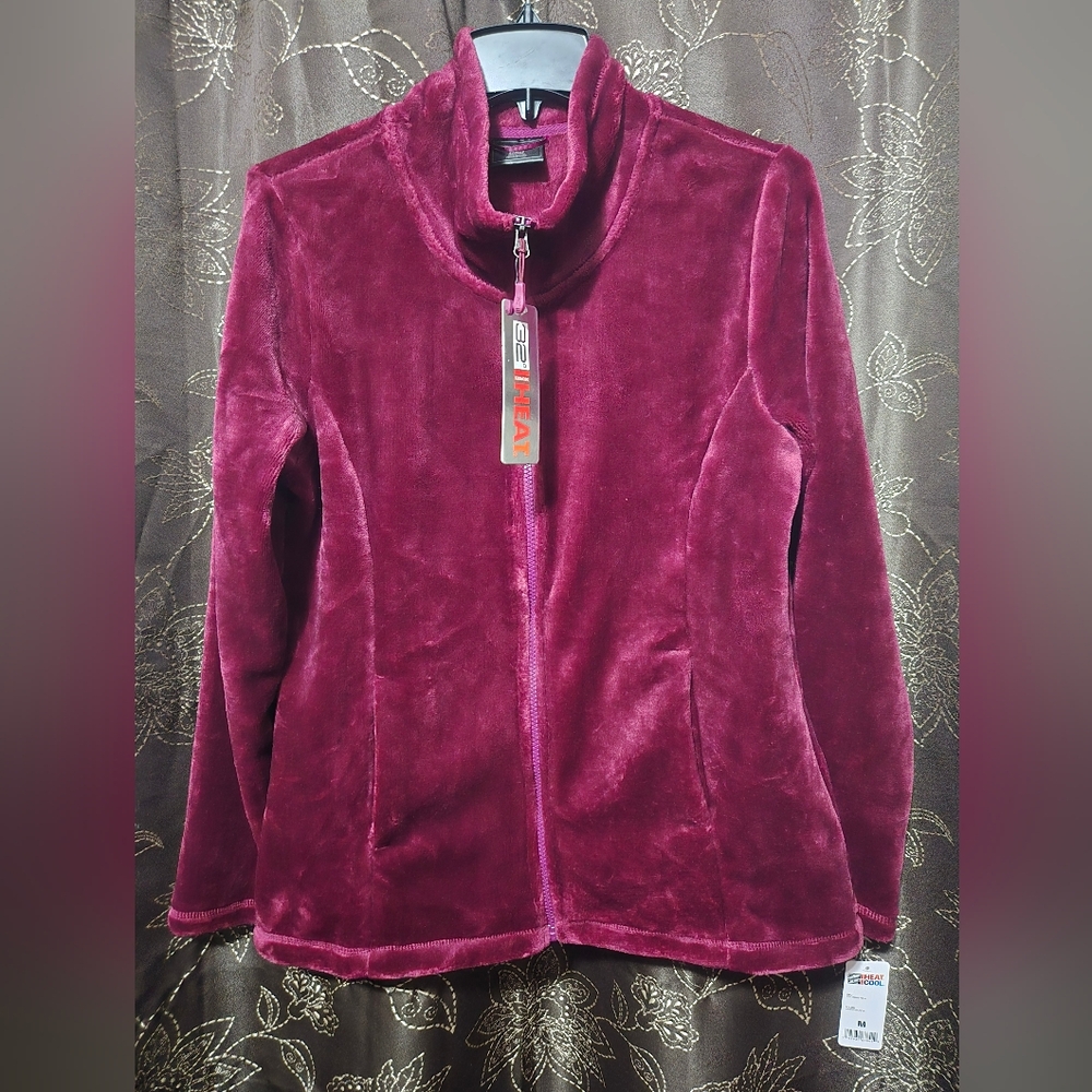 32° Degreee Heat Women's Plush Burgundy Teddy Jacket. NWT